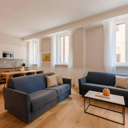 Sonder By Marriott Bonvoy Antinoo Apartments Piazza Del Parlamento Rome Exterior photo