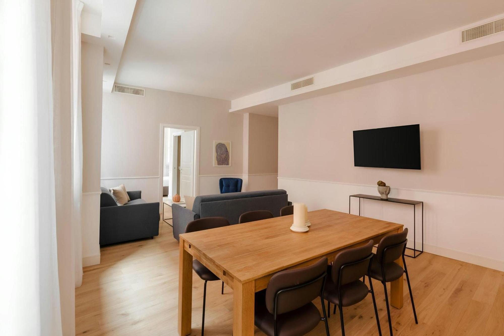 Sonder By Marriott Bonvoy Antinoo Apartments Piazza Del Parlamento Rome Exterior photo