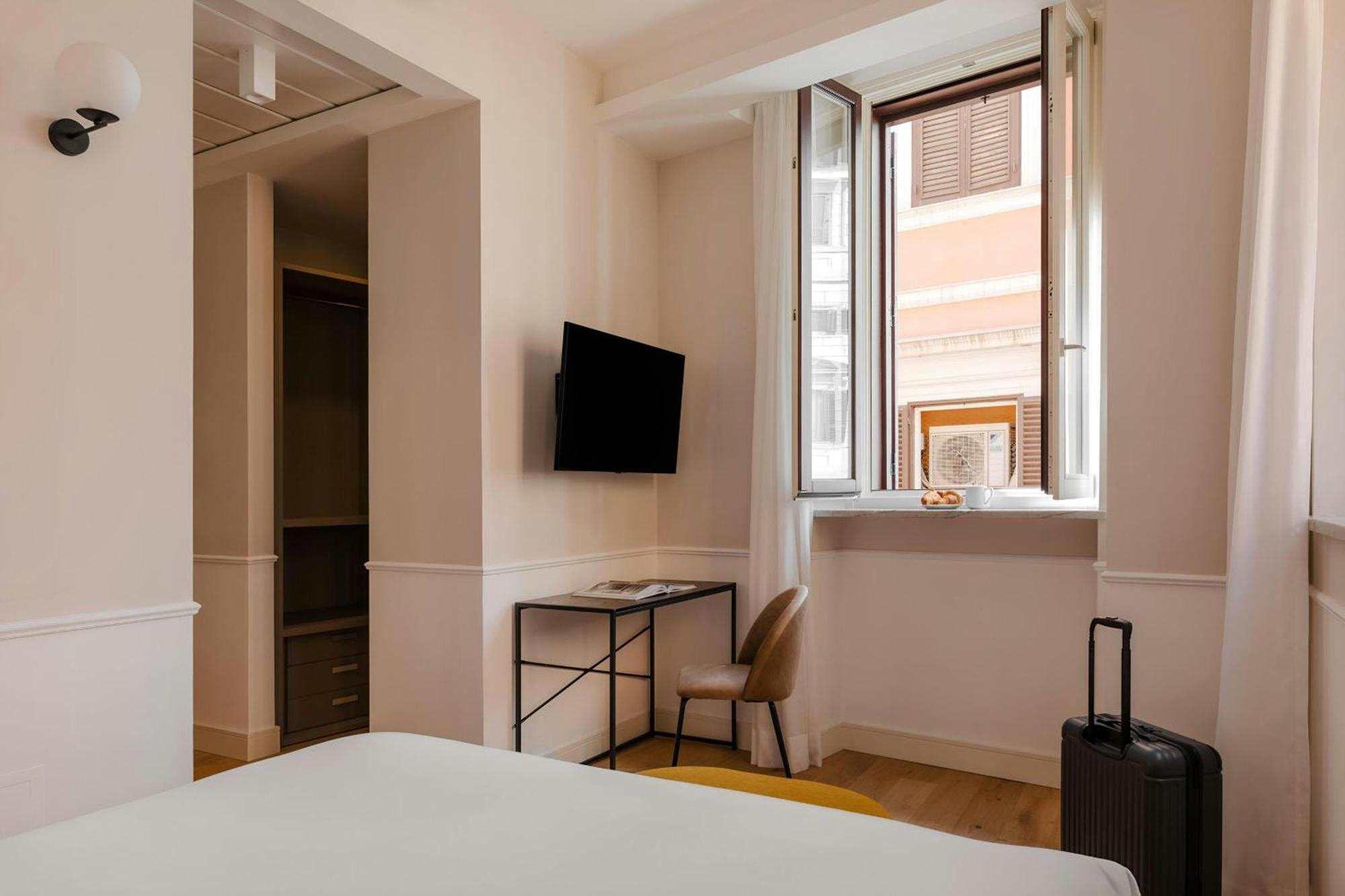 Sonder By Marriott Bonvoy Antinoo Apartments Piazza Del Parlamento Rome Exterior photo