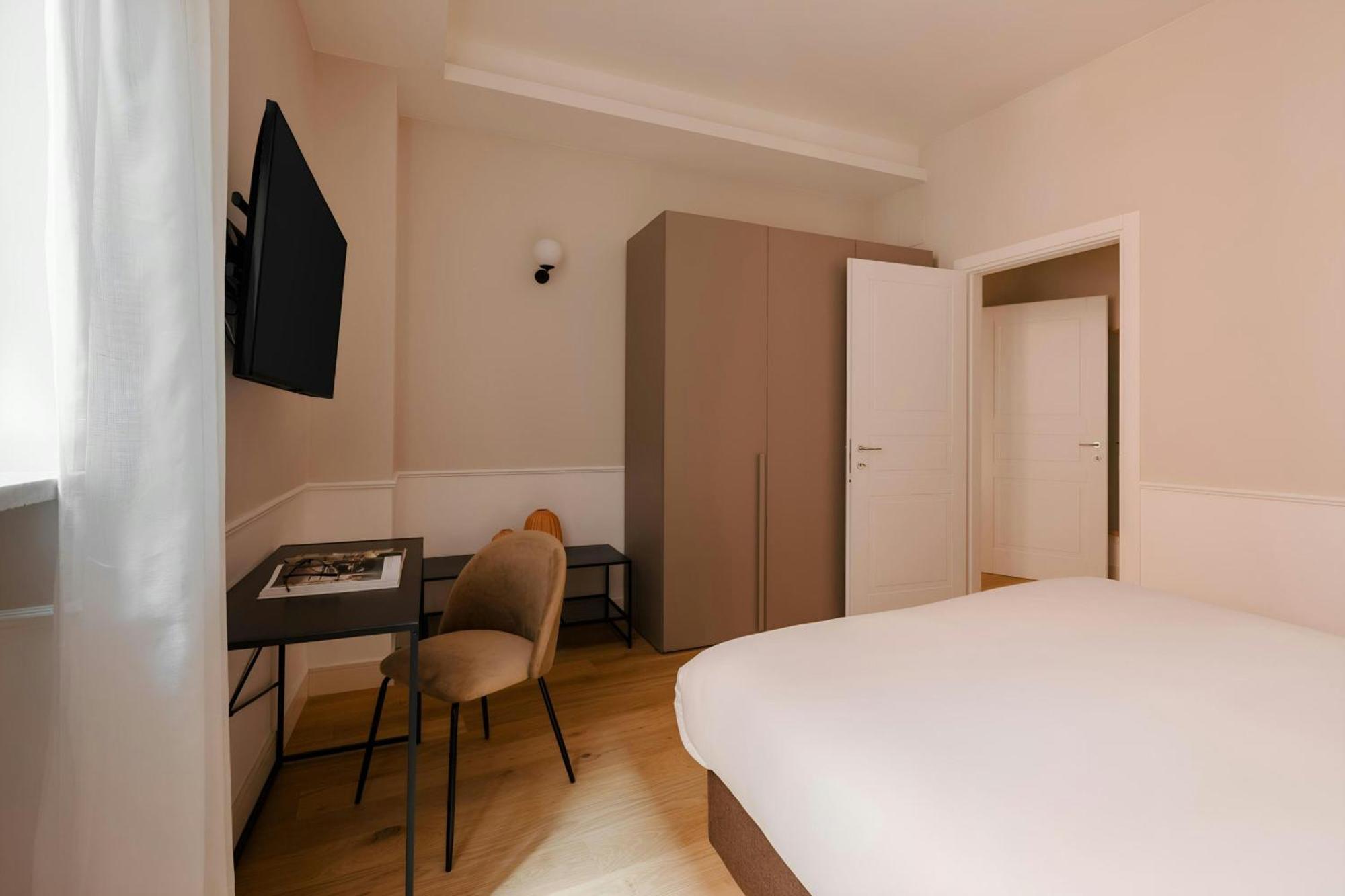 Sonder By Marriott Bonvoy Antinoo Apartments Piazza Del Parlamento Rome Exterior photo