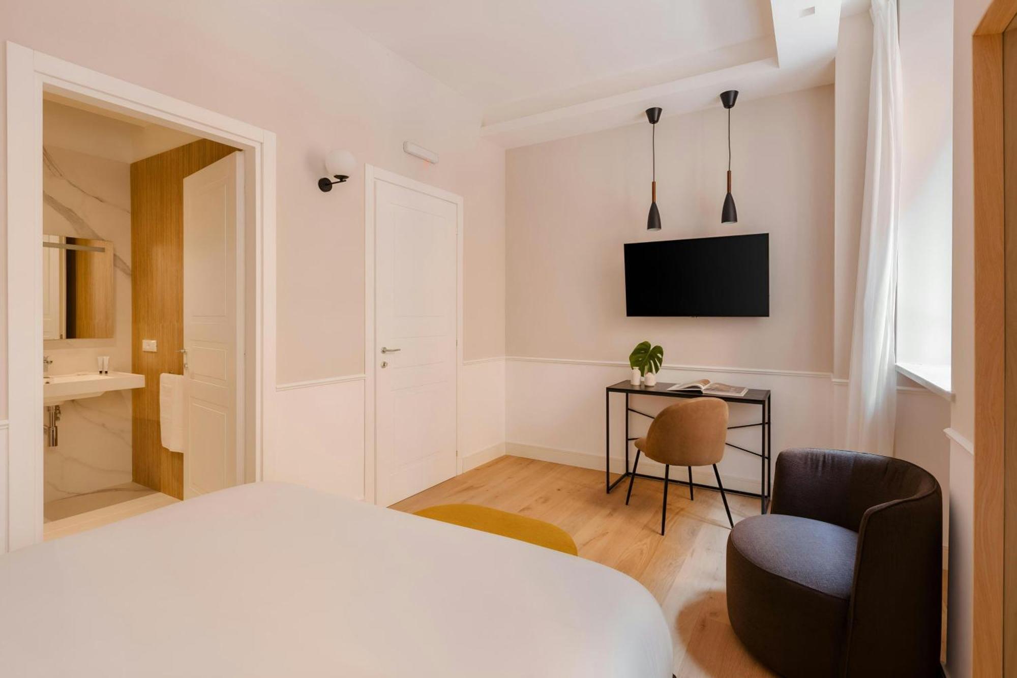 Sonder By Marriott Bonvoy Antinoo Apartments Piazza Del Parlamento Rome Exterior photo